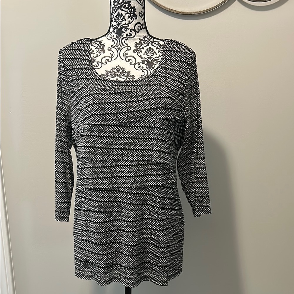 NWOT.  Alfani Black & White 3/4 Sleeve Blouse with tiered layer front.